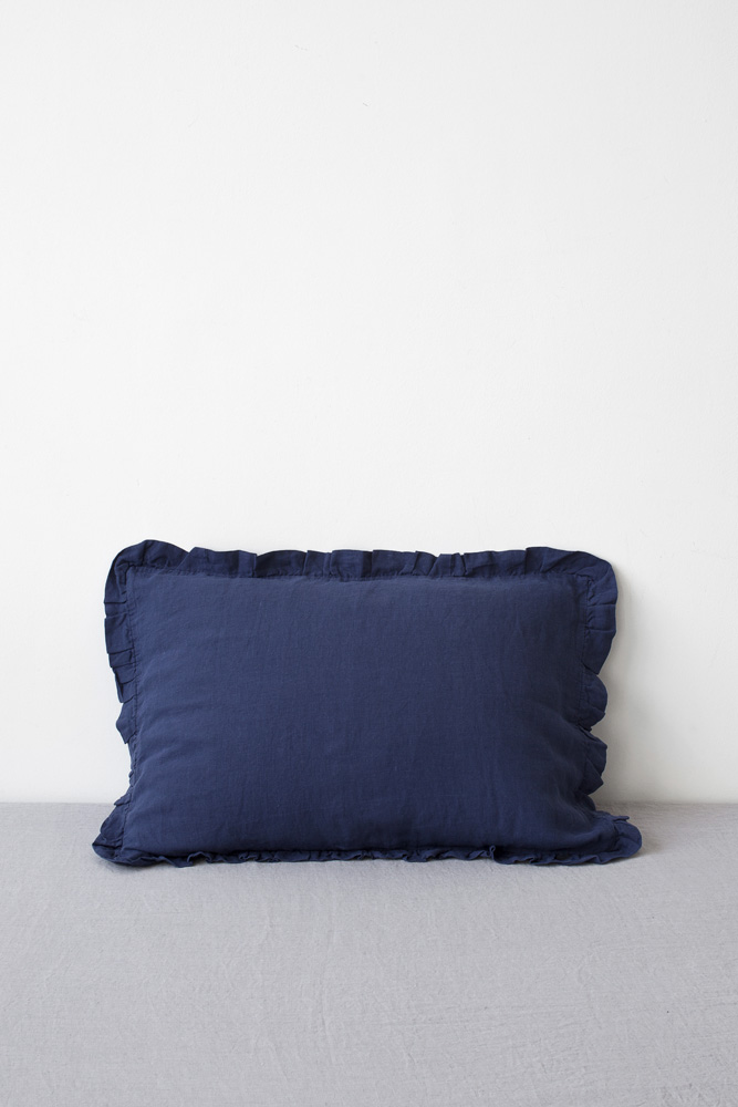 navy-frilled-pillow-case.jpg